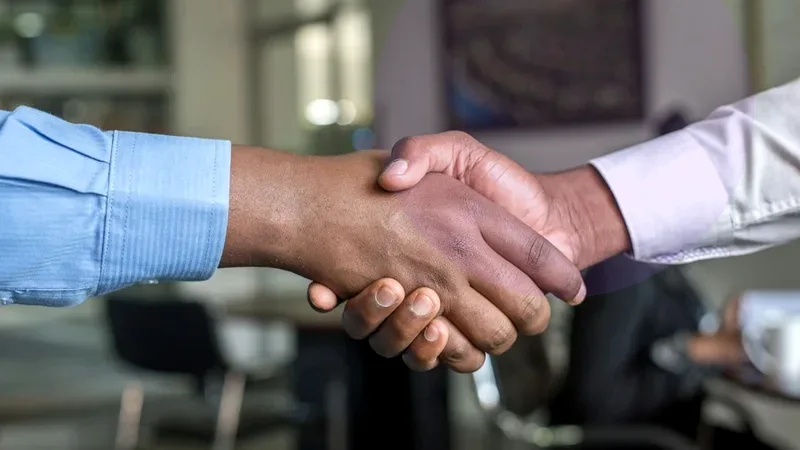Automatización de Ventas con IA: El fin del embudo roto: Más Que Ads